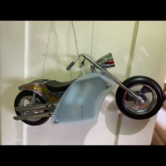 Motorcycle ceiling light fixture  adjustable height - Picture 3 of 4